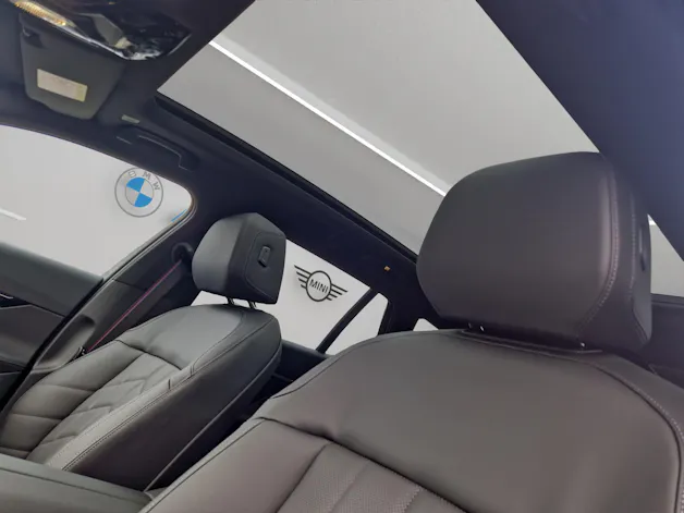 BMW 550e xDrive Touring M Sport Pro Steptronic