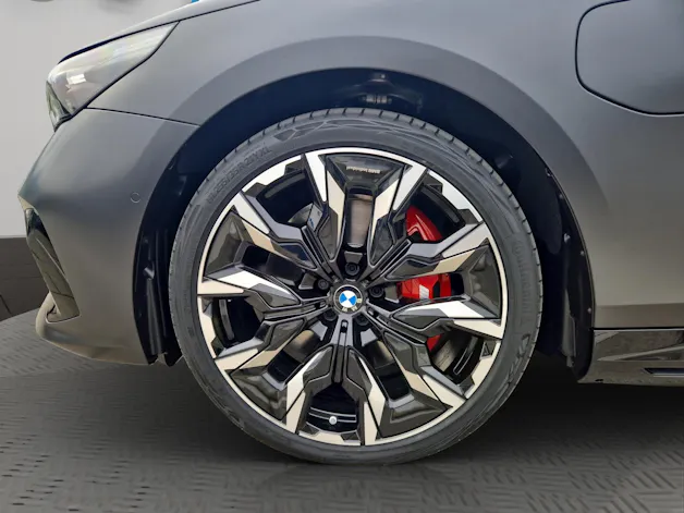 BMW 550e xDrive Touring M Sport Pro Steptronic