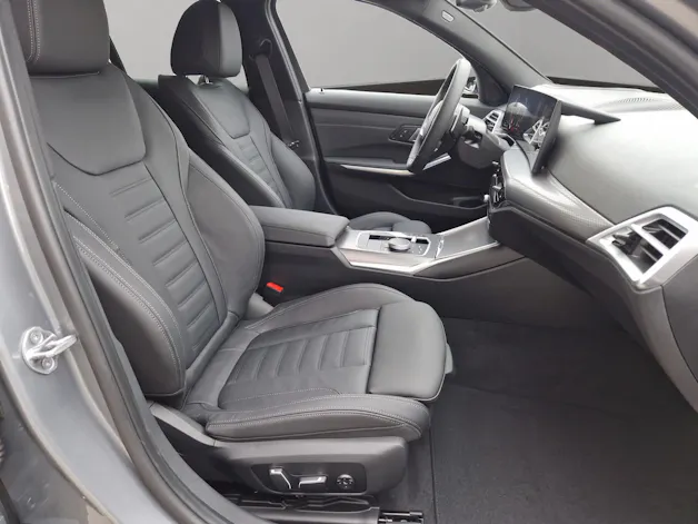 BMW 320d xDrive 48V Touring Steptronic M Sport