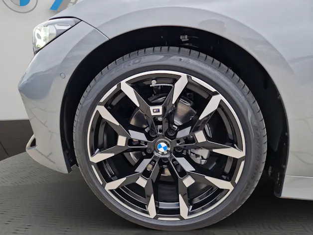 BMW 320d xDrive 48V Touring Steptronic M Sport
