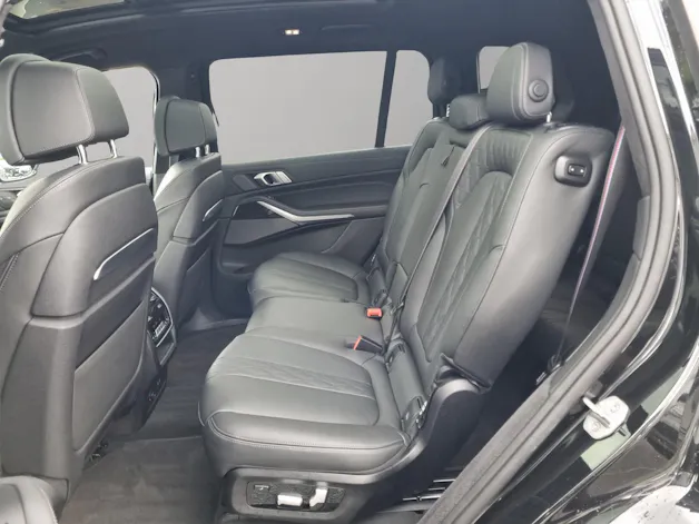 BMW X7 xDrive 48V 40d M Sport Pro Steptronic