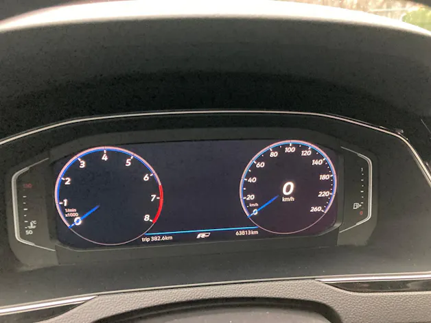 VW Passat Variant 2.0 TSI R-Line Edition 4Motion DSG
