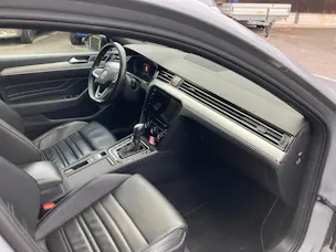 VW Passat Variant 2.0 TSI R-Line Edition 4Motion DSG
