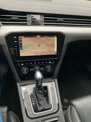 VW Passat Variant 2.0 TSI R-Line Edition 4Motion DSG