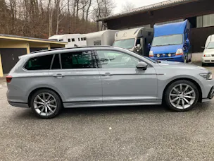VW Passat Variant 2.0 TSI R-Line Edition 4Motion DSG