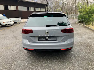 VW Passat Variant 2.0 TSI R-Line Edition 4Motion DSG