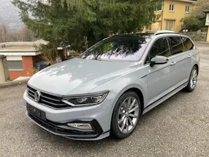 VW Passat Variant 2.0 TSI R-Line Edition 4Motion DSG