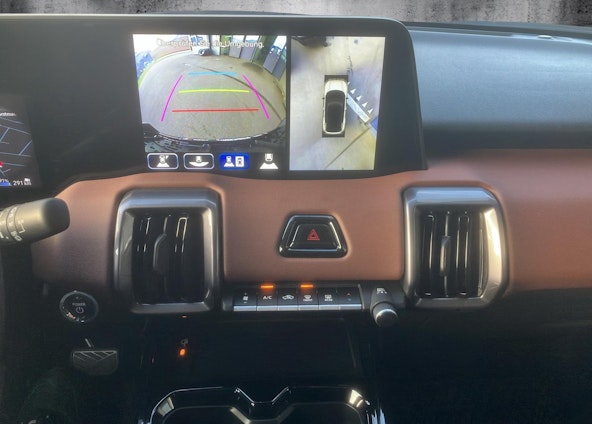 Vehicle image 10 Vehicle image 10