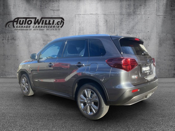 Vehicle image 3 Vehicle image 3