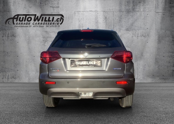 Vehicle image 4 Vehicle image 4