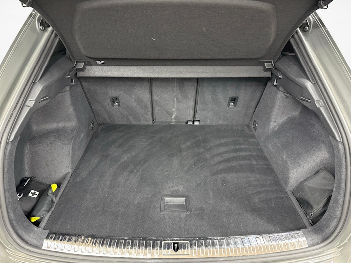 Vehicle image AUDI Q3