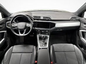 Vehicle image AUDI Q3 2.0 40 TFSI S line quattro S-Tronic