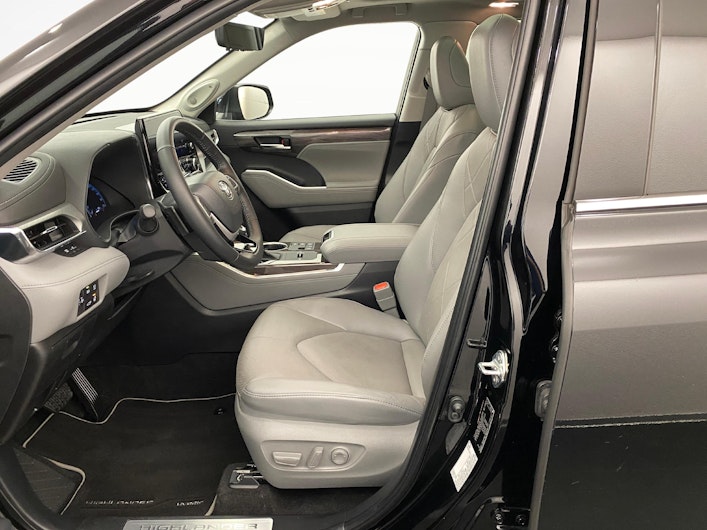 Fahrzeugbild TOYOTA Highlander