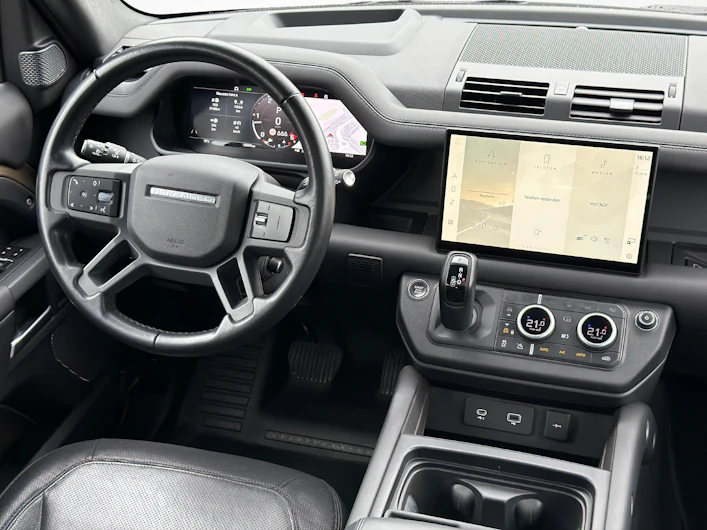 image du véhicule LAND ROVER DEFENDER