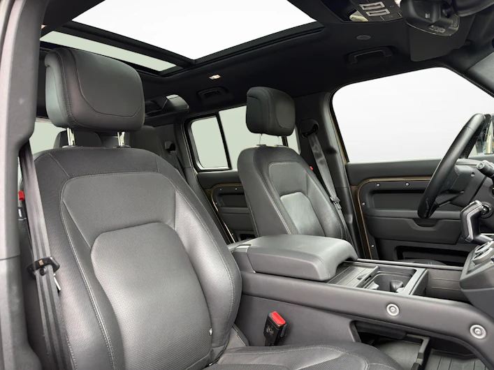 image du véhicule LAND ROVER DEFENDER