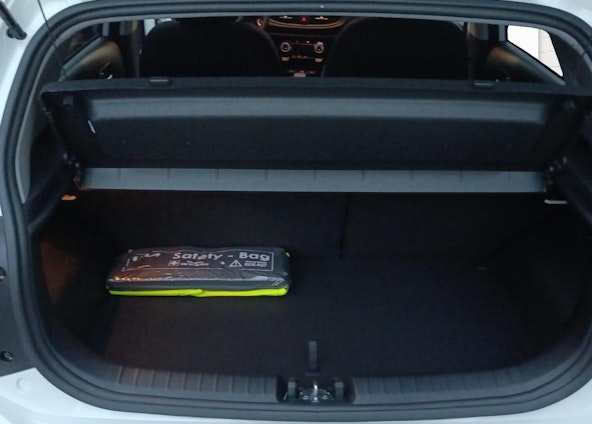 Vehicle image 9 Vehicle image 9