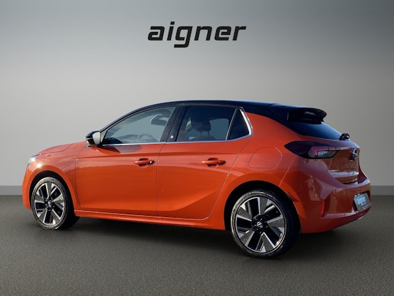 Vehicle image 10 Vehicle image 10