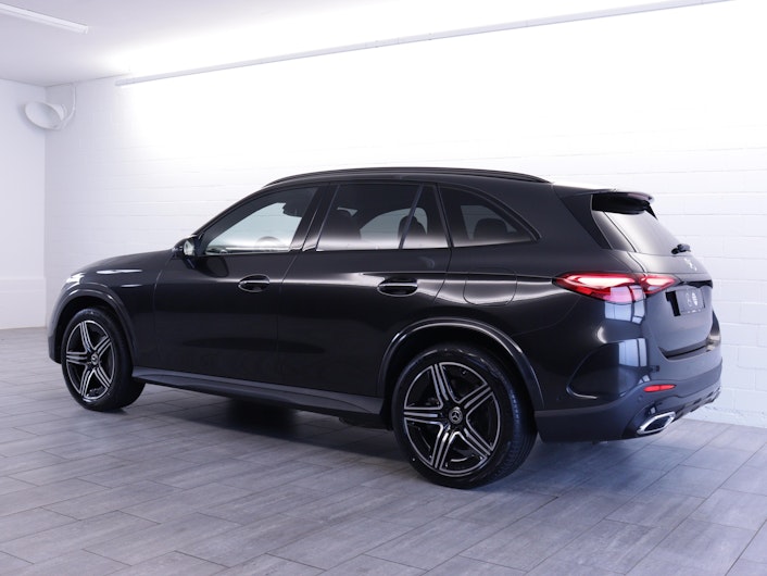 Vehicle image MERCEDES-BENZ GLC 300