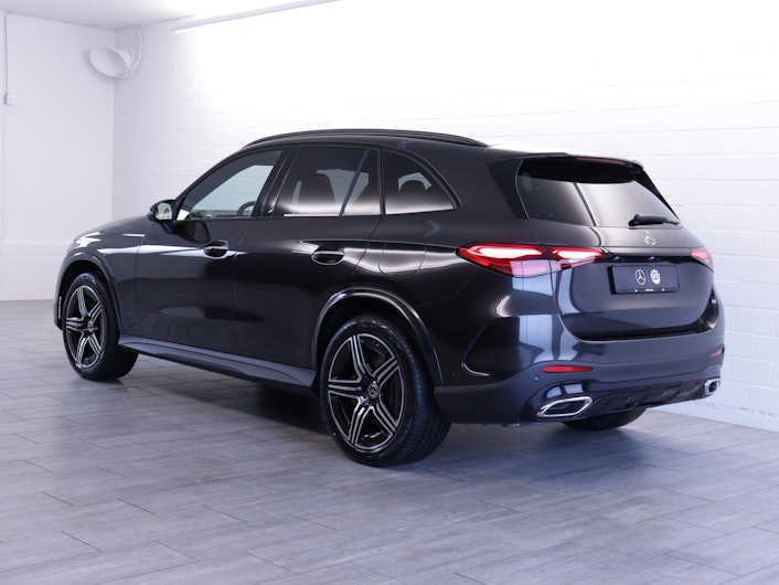 Vehicle image MERCEDES-BENZ GLC 300
