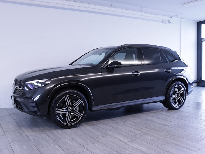 Vehicle image MERCEDES-BENZ GLC 300