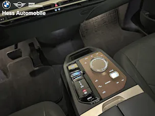 BMW iX M60