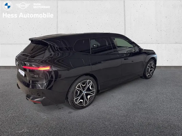 BMW iX M60
