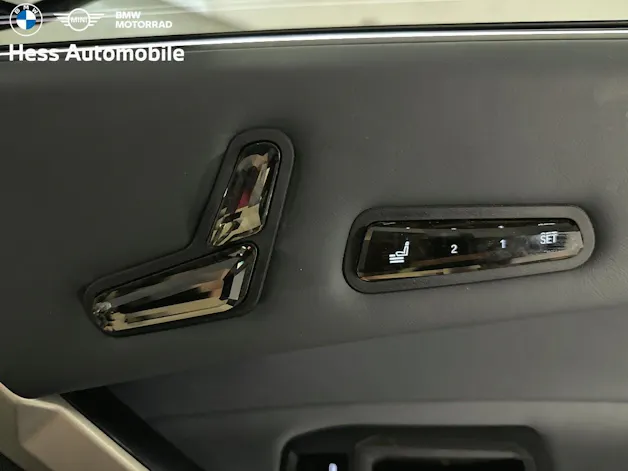 BMW iX M60