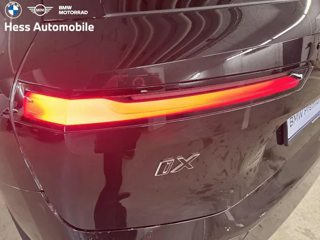 BMW iX M60