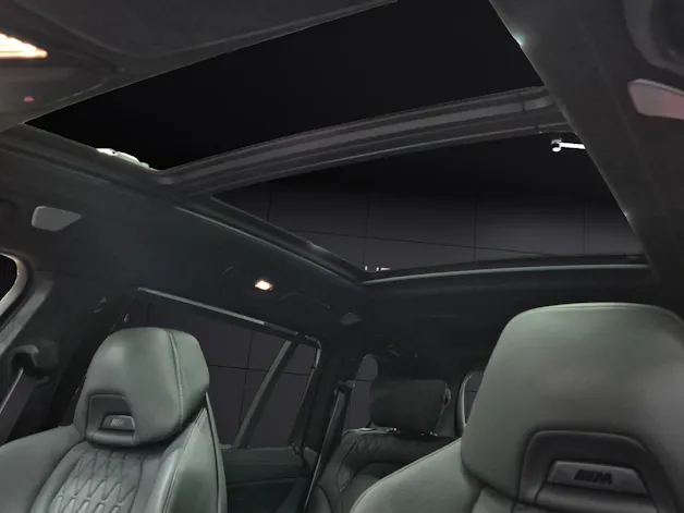 BMW X7 M60i