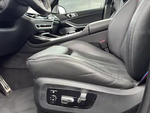 BMW X7 M60i