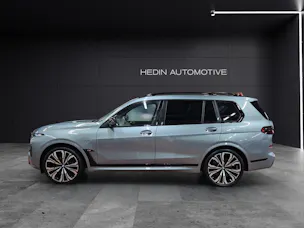 BMW X7 M60i