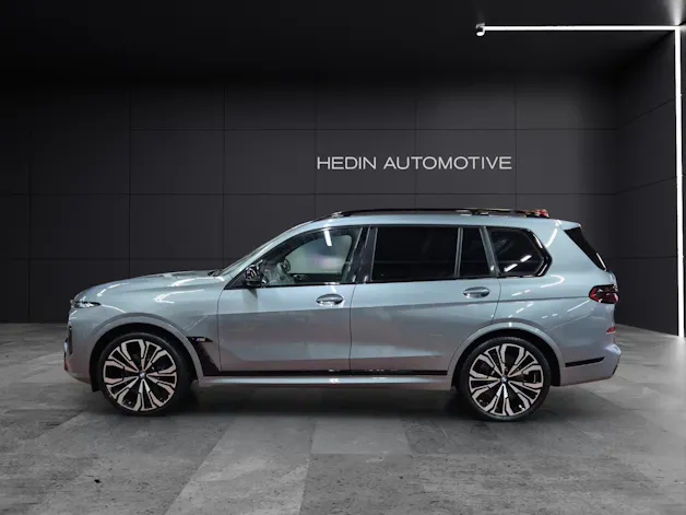 BMW X7 M60i