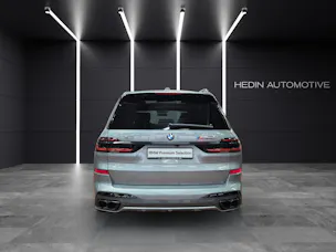 BMW X7 M60i