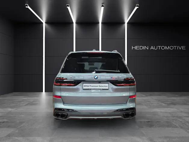BMW X7 M60i