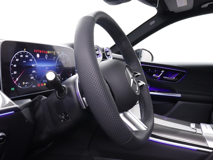 Vehicle image MERCEDES-BENZ GLC 220