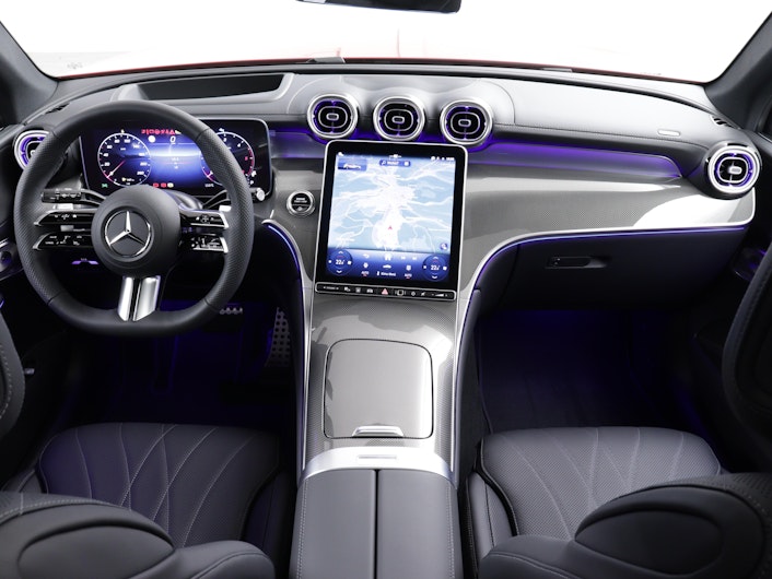 Vehicle image MERCEDES-BENZ GLC 220