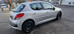 Peugeot 207 1.4 16V 95 Trendy Clim