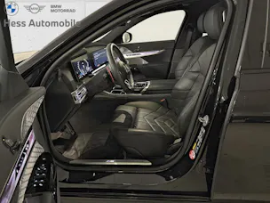 BMW M760e xDrive