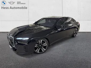 BMW M760e xDrive