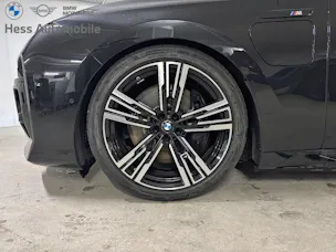 BMW M760e xDrive