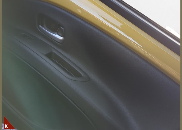 Vehicle image 16 Vehicle image 16