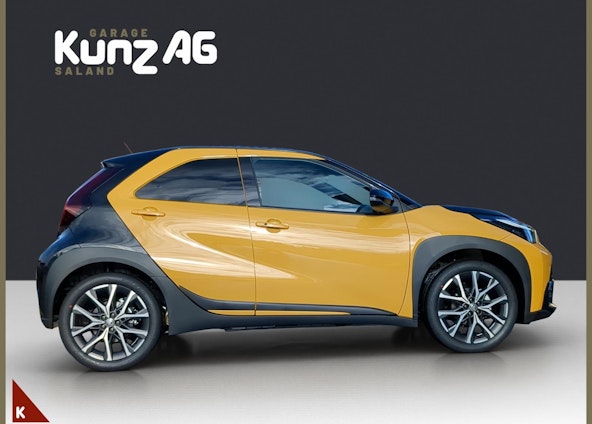 Vehicle image 6 Vehicle image 6