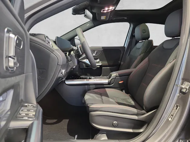 Mercedes-Benz GLA 250 4Matic 8G-DCT Swiss Star