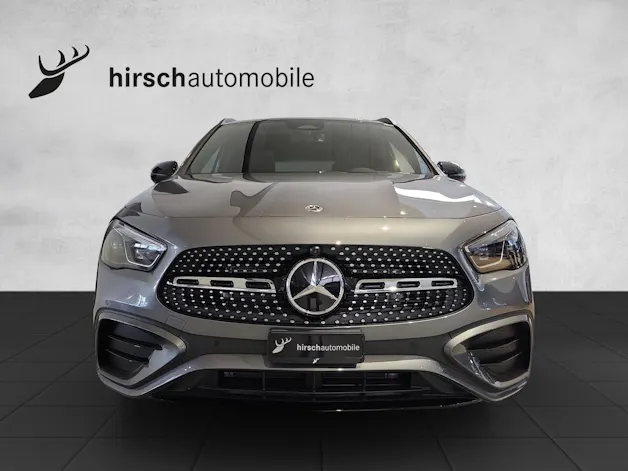 Mercedes-Benz GLA 250 4Matic 8G-DCT Swiss Star