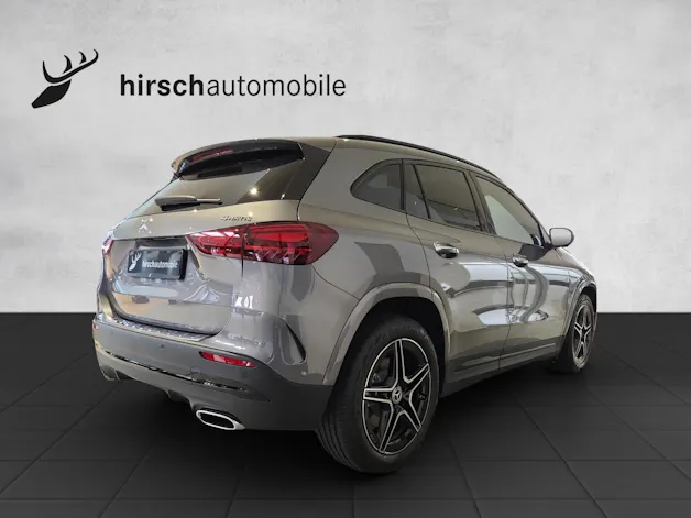Mercedes-Benz GLA 250 4Matic 8G-DCT Swiss Star