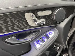 MERCEDES-BENZ GLC 300 e AMG Line 4Matic