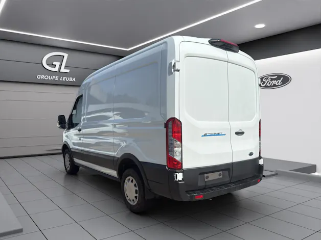 Ford E-Transit Van 390 L2 Trend RWD 68kWh