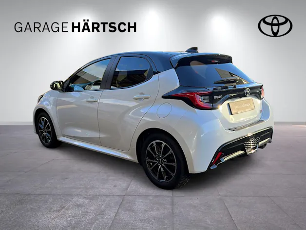 Toyota Yaris 1.5 VVT-i HSD GR Sport