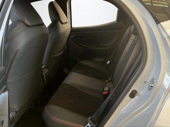 Vehicle image 10 Vehicle image 10