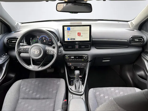 Toyota Yaris 1.5 VVT-i HSD Trend